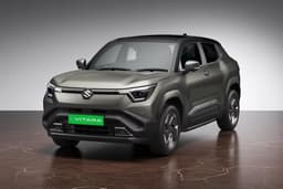 Maruti Suzuki E Vitara Color Land Breeze Green With Bluish Black Roof Maruti Suzuki E Vitara Color Land Breeze Green With Bluish Black Roof